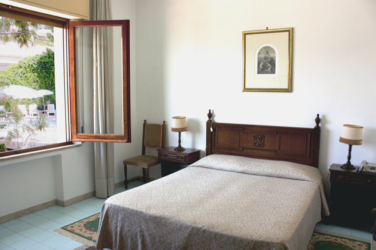 Garden View Room Hotel Mediterranee Taormina 